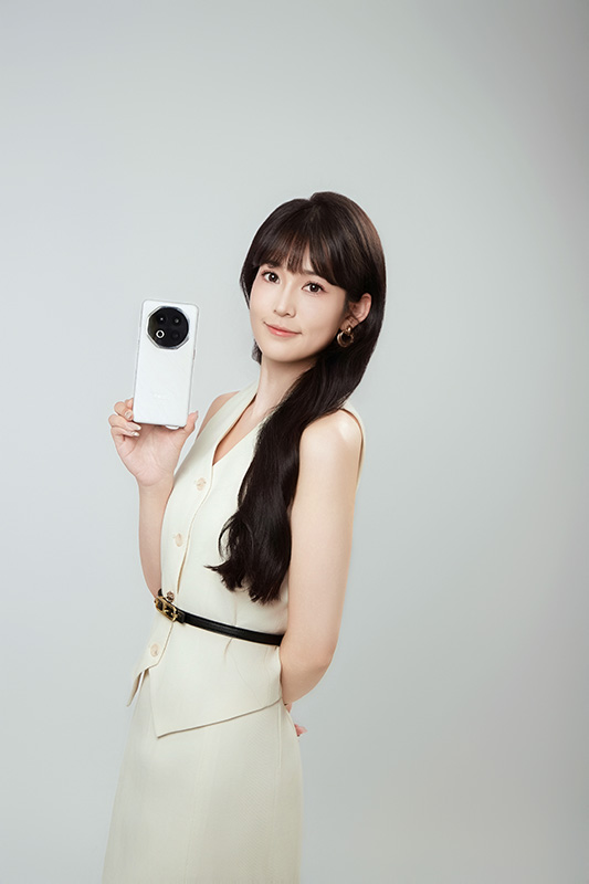 魅族Note 16定妆照公布 美女产品经理成最大卖点插图3