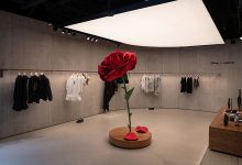 意大利高端时尚买手店ANTONIA打造迪士尼童话花园 Coperni x Disney联名快闪店限时开放-Newiing 昕尚界