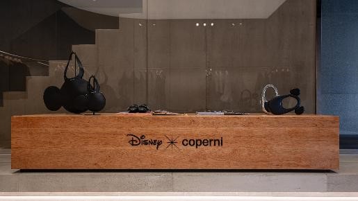 意大利高端时尚买手店ANTONIA打造迪士尼童话花园 Coperni x Disney联名快闪店限时开放插图1