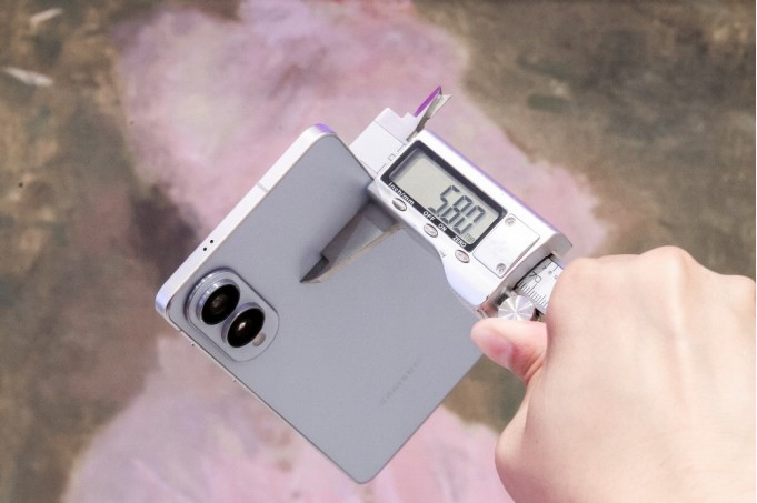 轻薄、坚固、强劲性能，三星Galaxy S25 Edge打开高端旗舰新赛道插图1