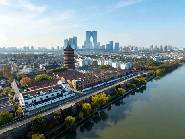 汇世界好物 引消费新潮 苏州无界美罗小奢中心正式启幕-Newiing 昕尚界