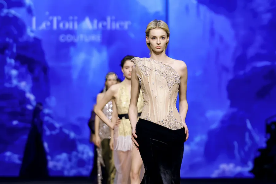 LETOII ATELIER COUTURE 2027|BENEATH THE TIDES 潮痕于上海时装周跨越文明交响-Newiing 昕尚界